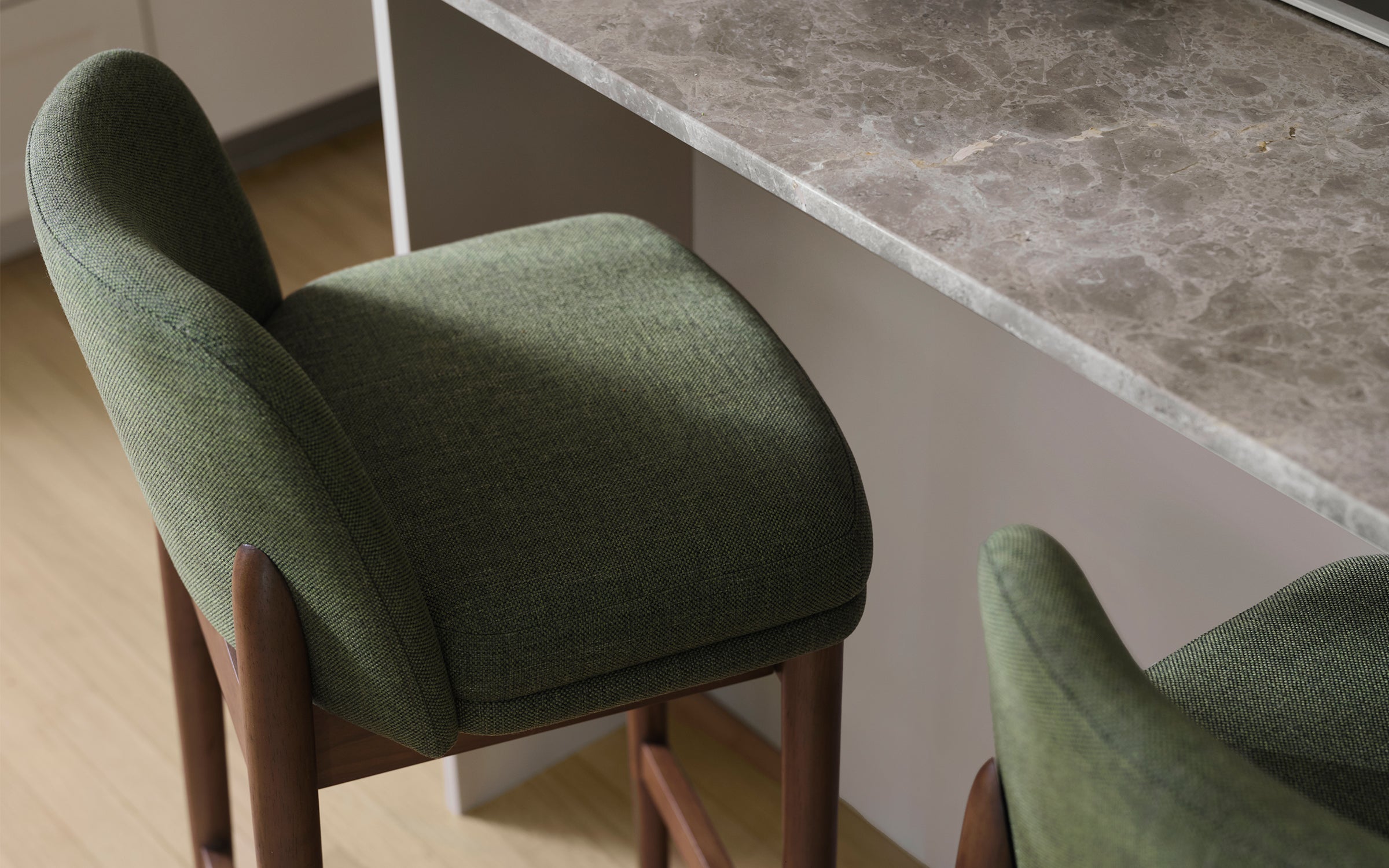 Alto Counter Stool (Set of 2)