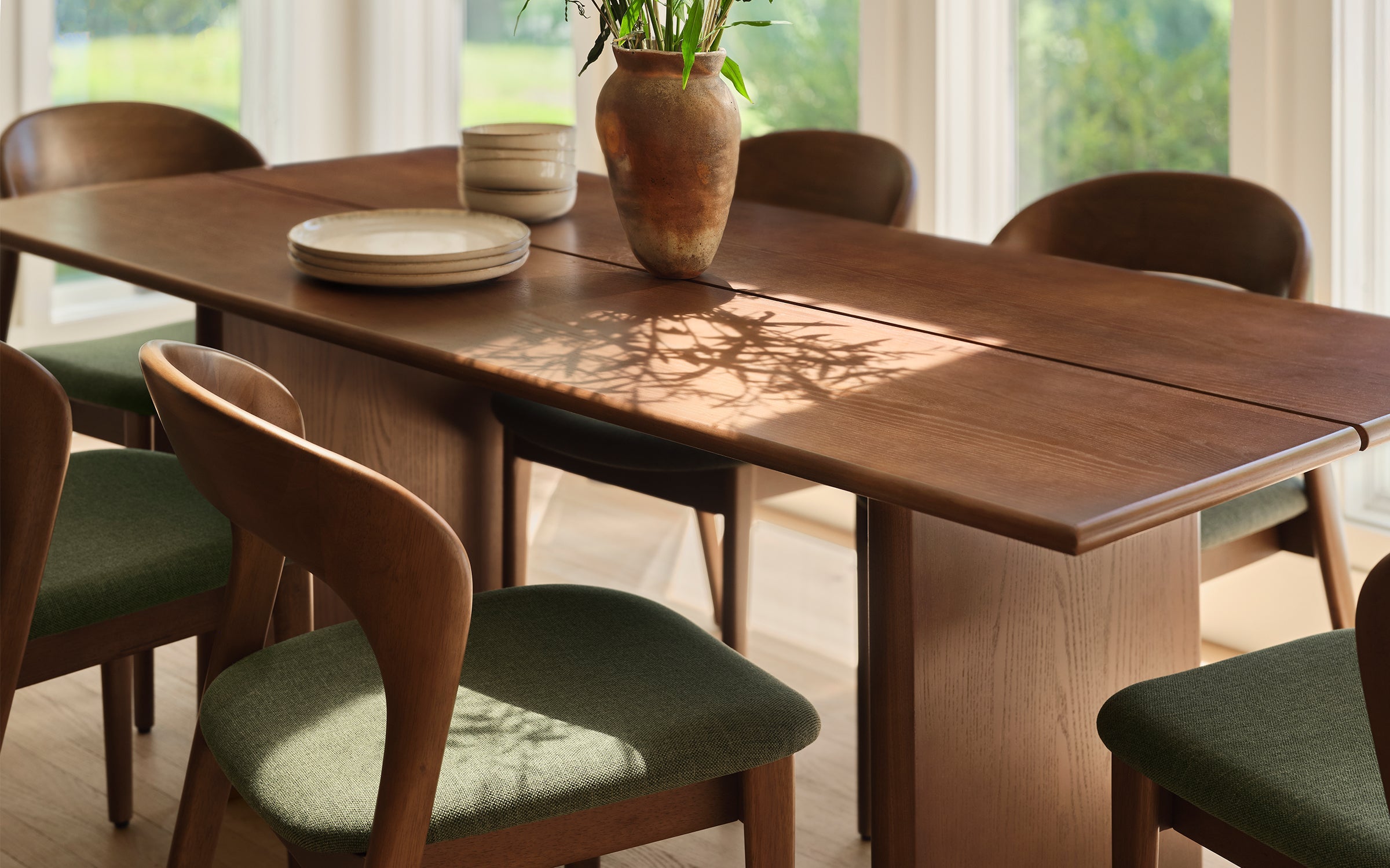 Gallery Dining Table