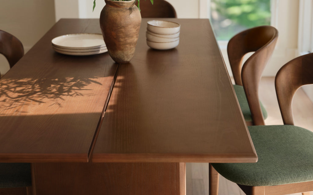 Gallery Dining Table