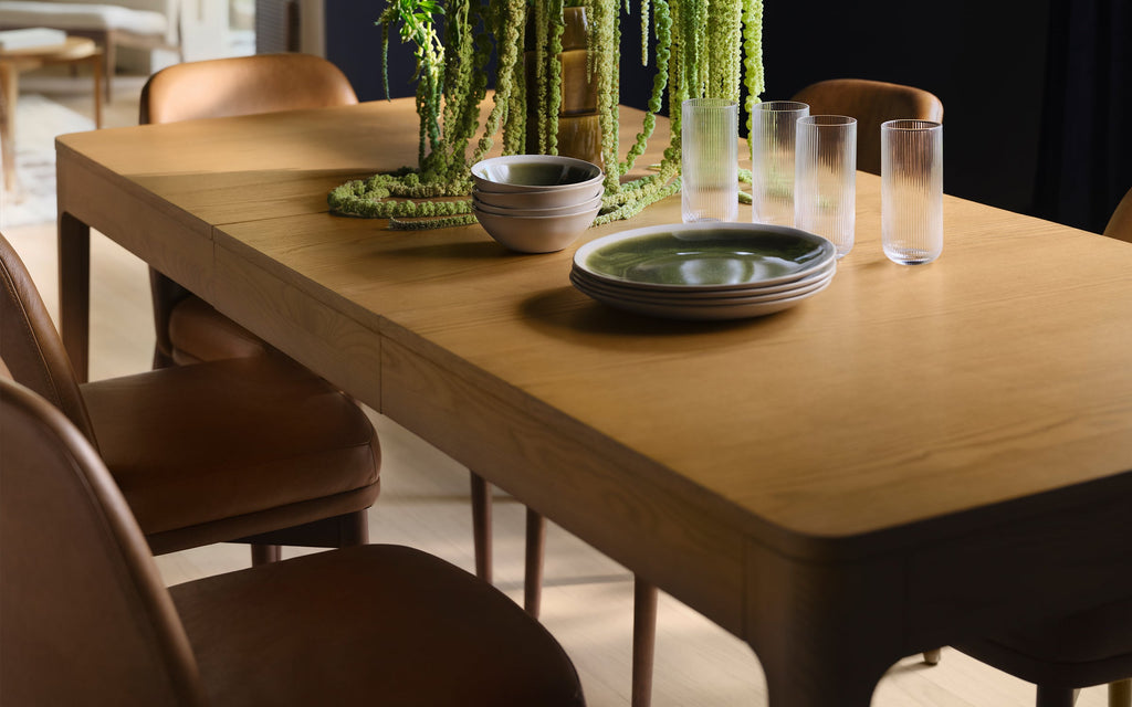 Listo Extendable Dining Table (59" to 79")