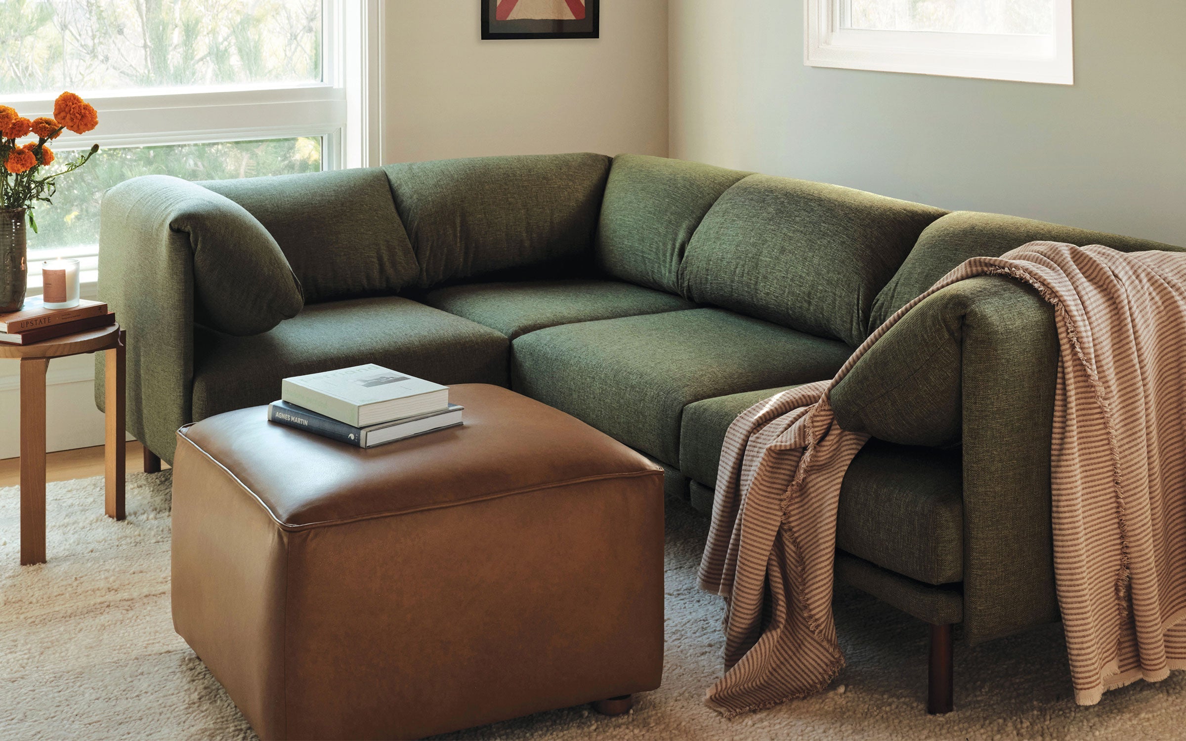 Range 6-Piece Open U Sectional Lounger